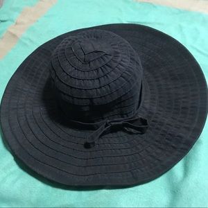 Accessories - Black sun hat with bow Accessories - Black sun hat with bow